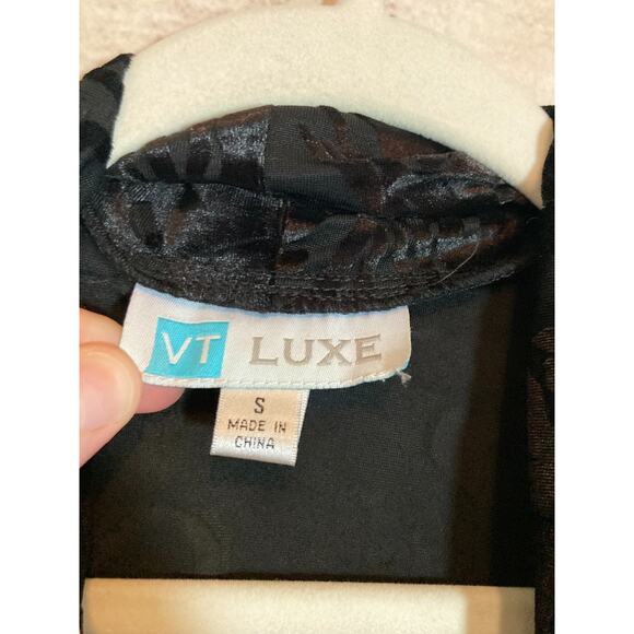 VT Luxe Top Womens Small Black Velvet Burnout Open Front Asymmetric Hem Grunge - Picture 2 of 12